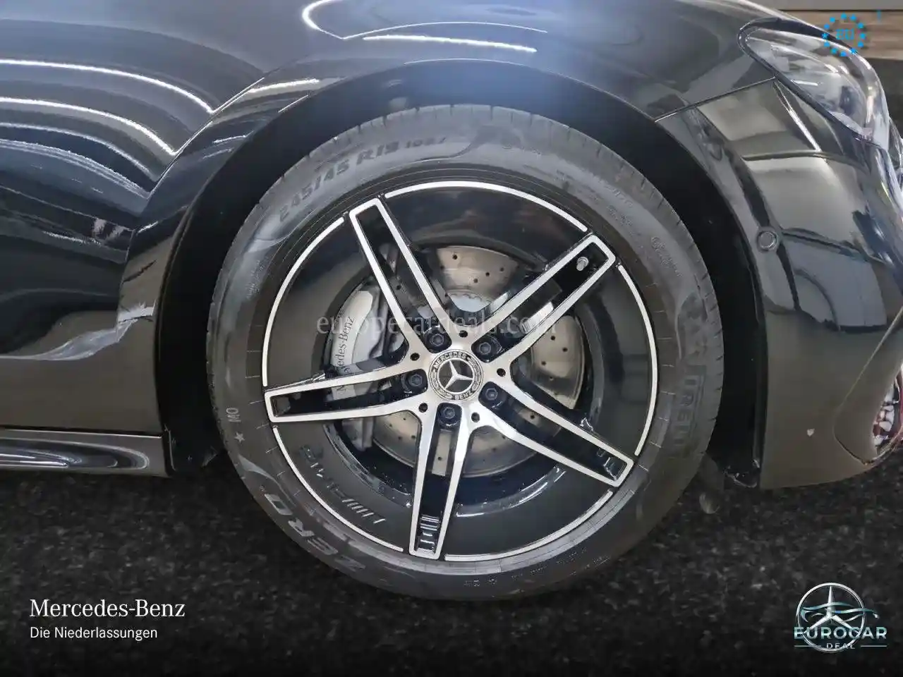 Mercedes-Benz E 200