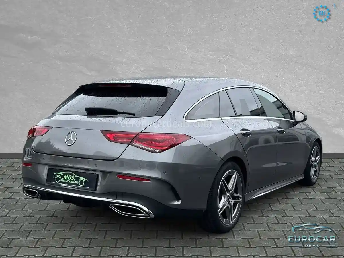 Mercedes-Benz CLA 200