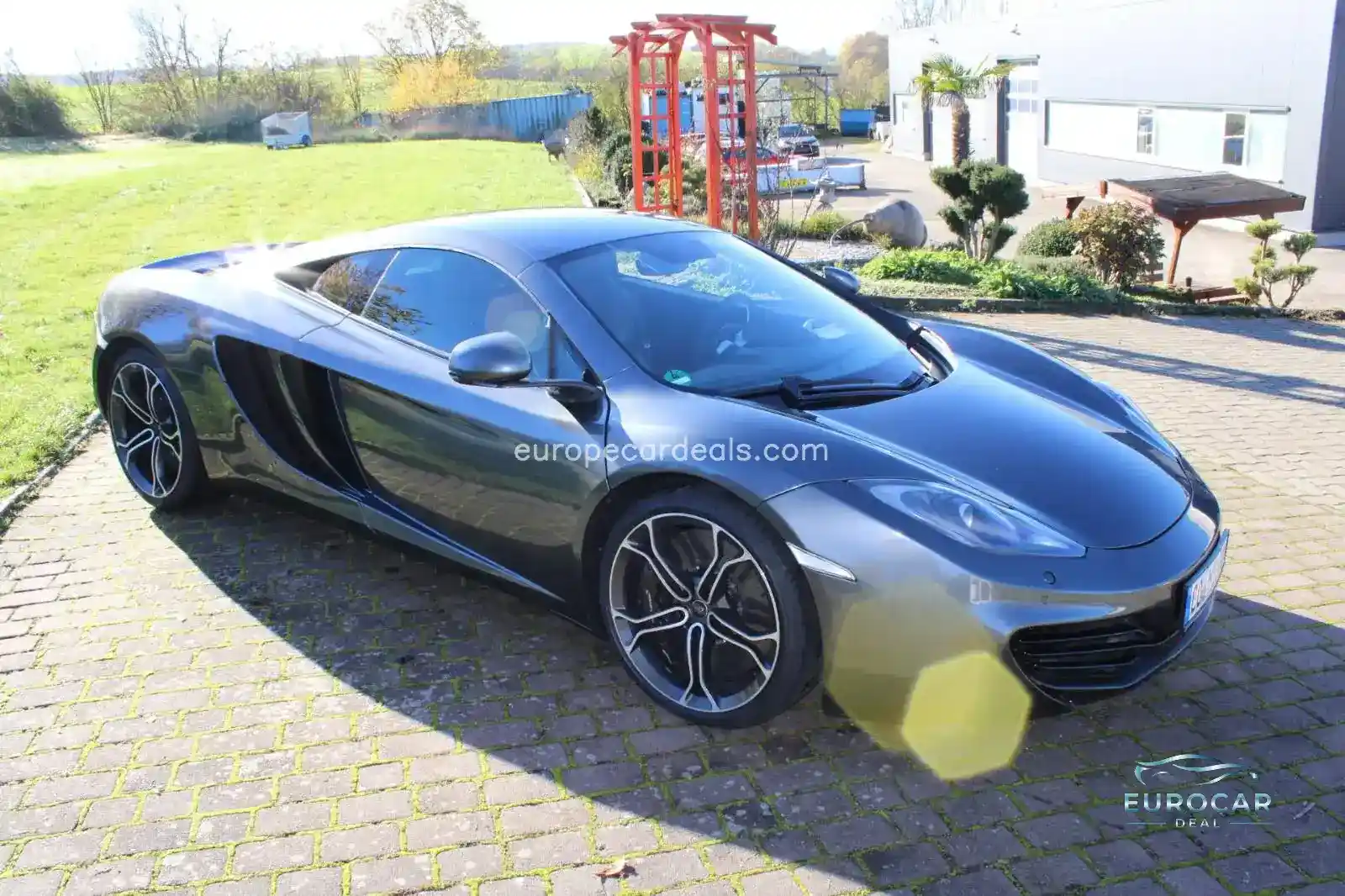 McLaren MP4-12C
