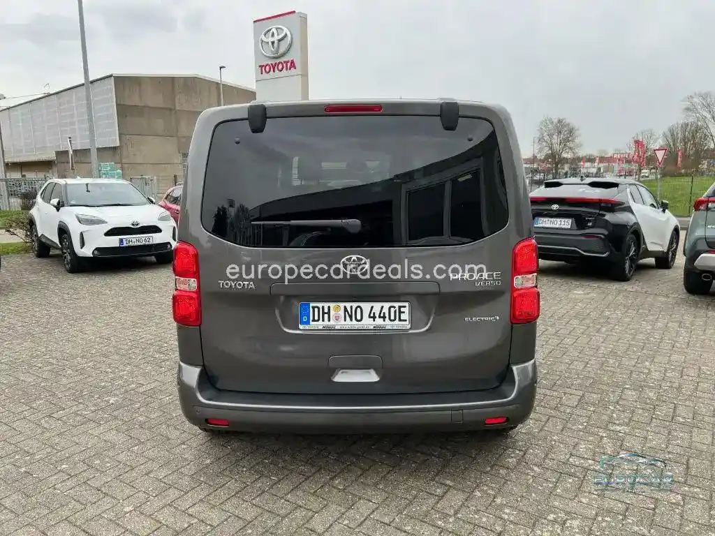 Toyota Proace (Verso)
