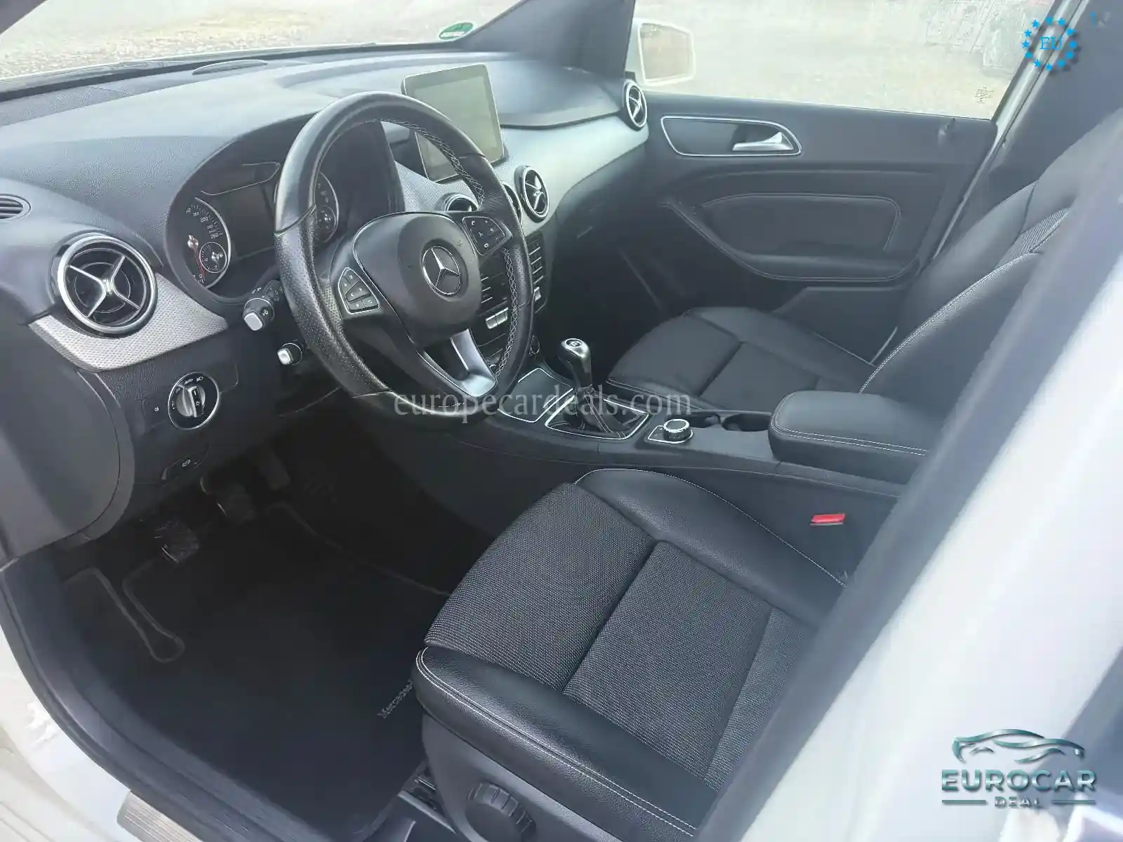 Mercedes-Benz B 200