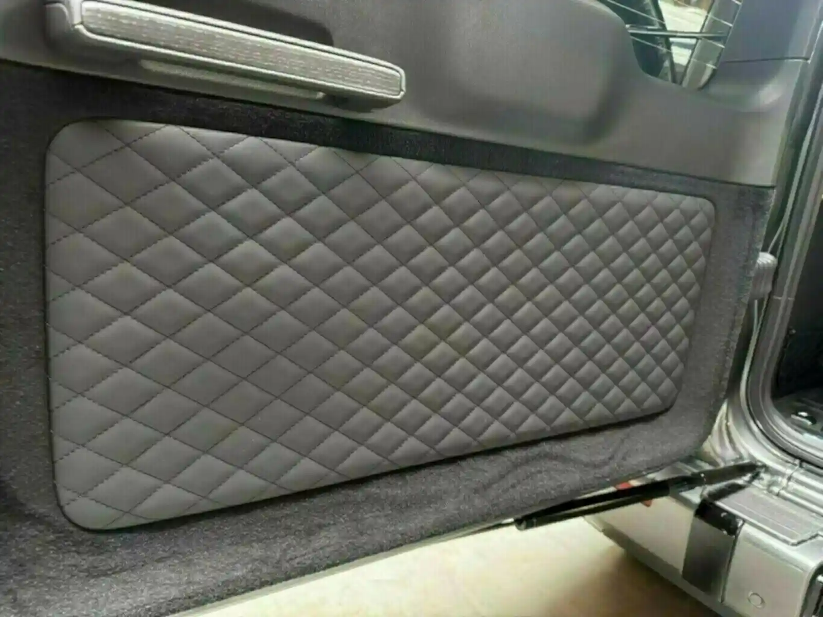 Mercedes-Benz G 500