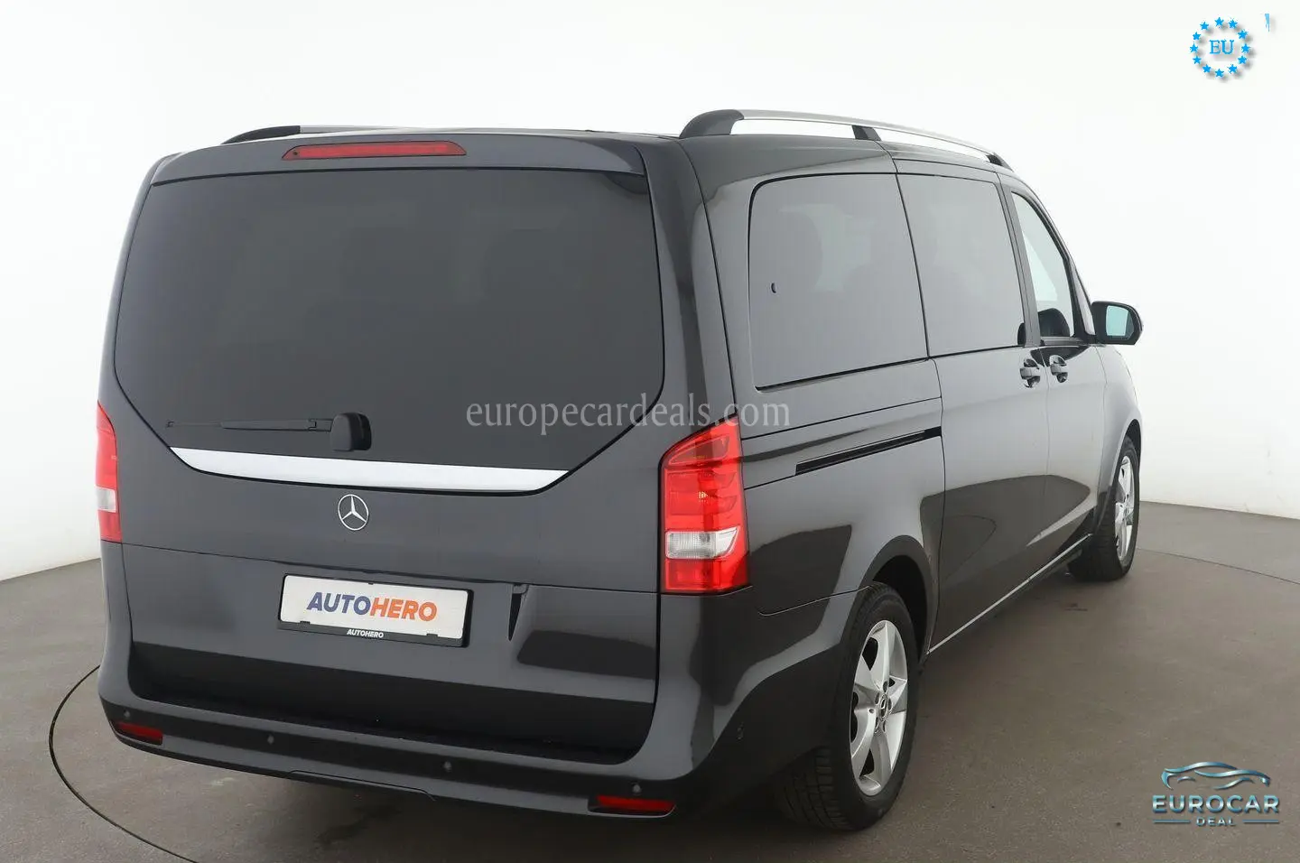 Mercedes-Benz V 220
