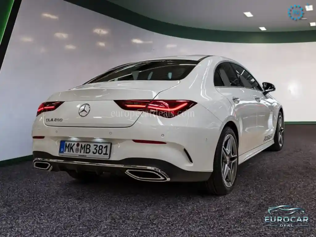 Mercedes-Benz CLA 200
