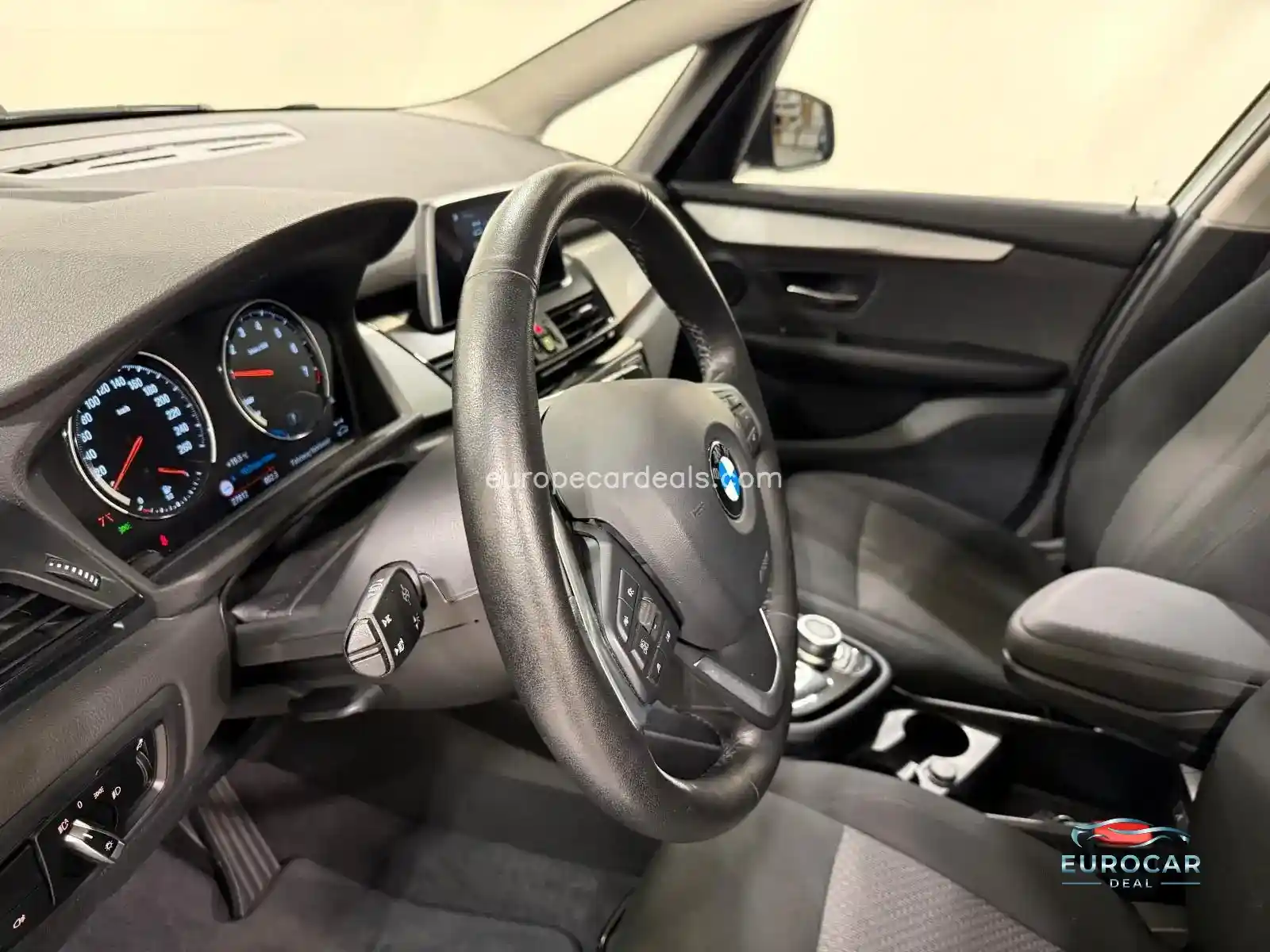 BMW 225