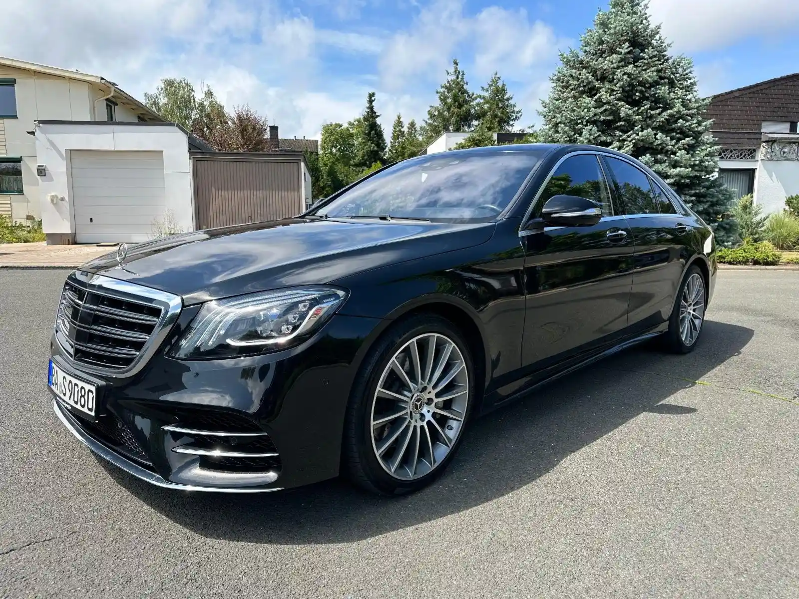 Mercedes-Benz S 560