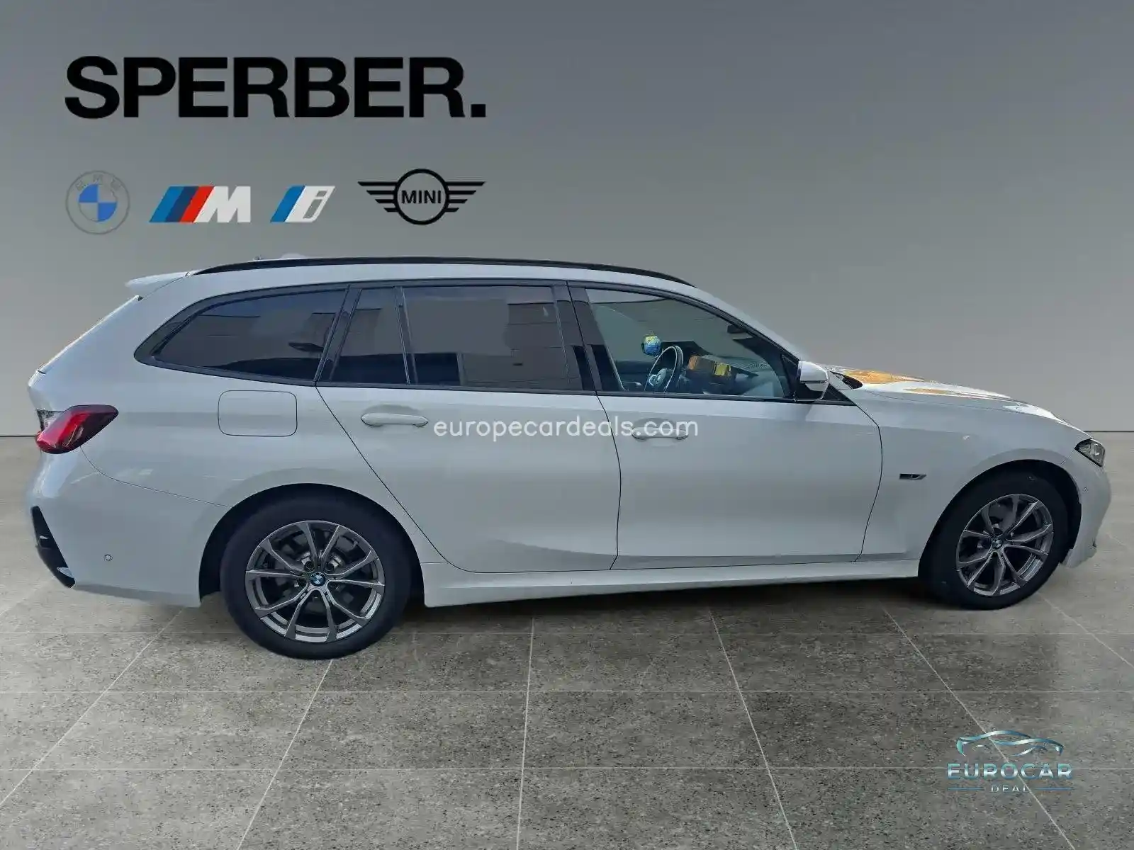 BMW 330