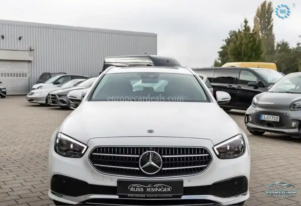 Mercedes-Benz E 300