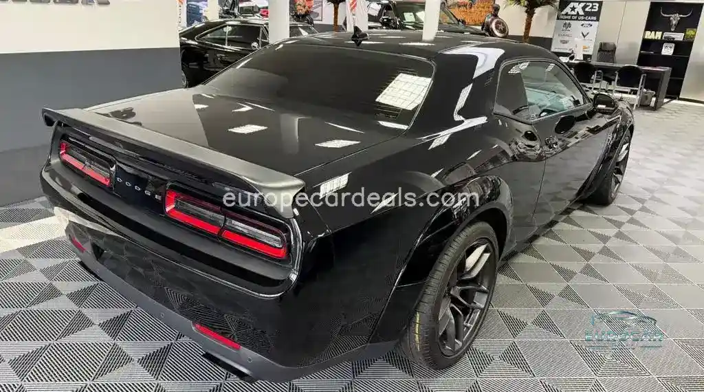 Dodge Challenger