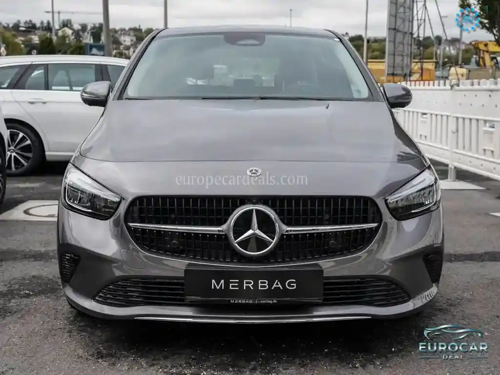 Mercedes-Benz B 180
