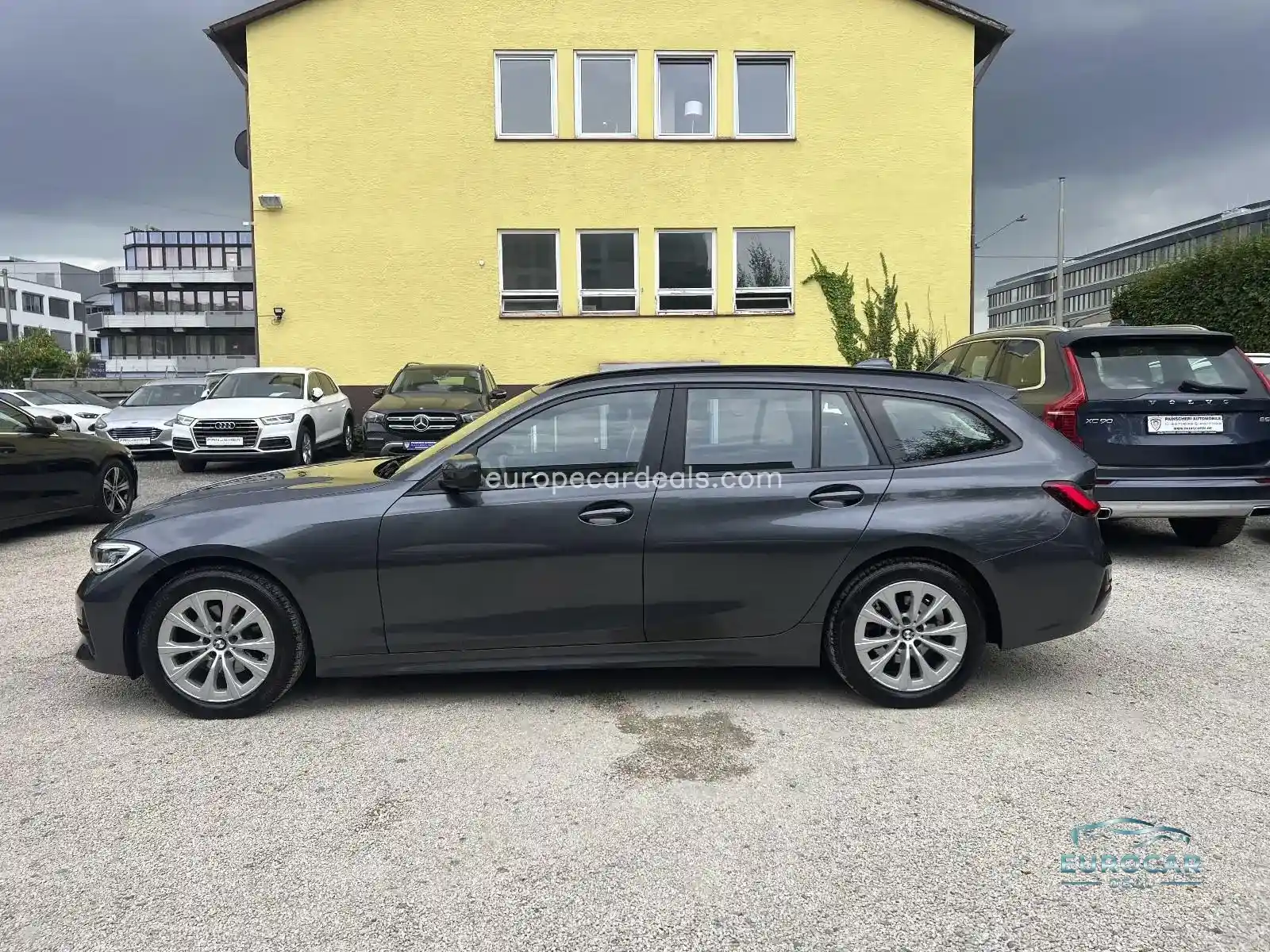 BMW 320