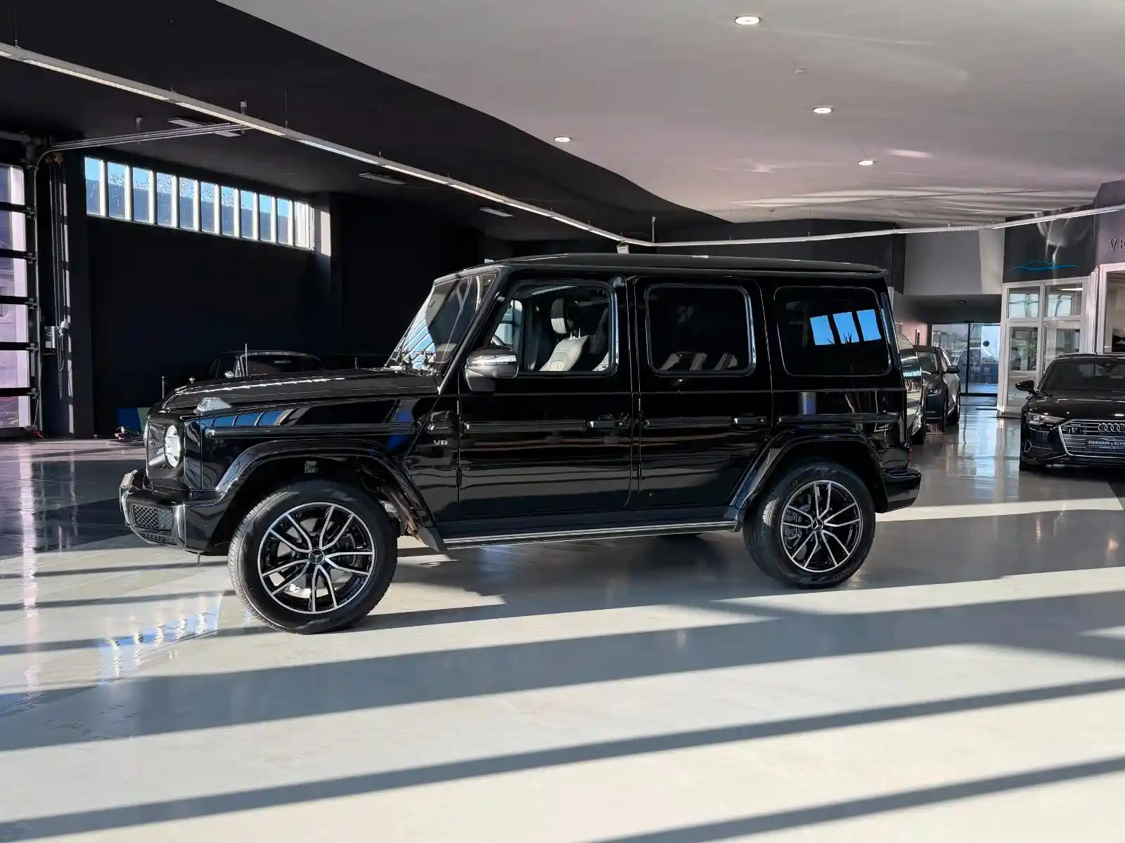 Mercedes-Benz G 500