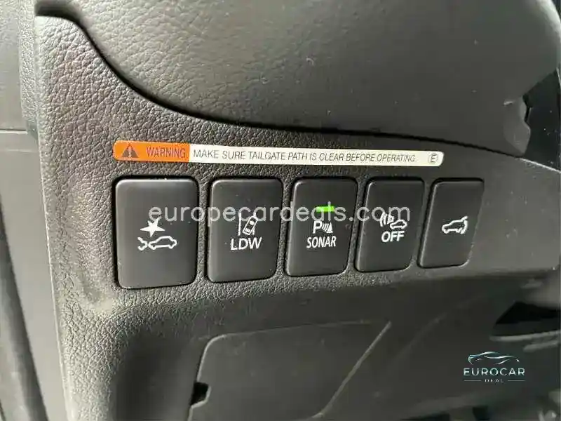 Mitsubishi Plug-in Hybrid Outlander