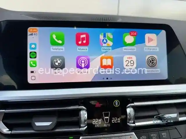 BMW M140i