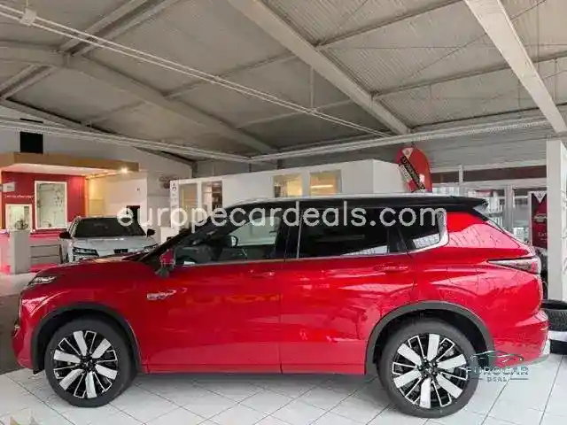 Mitsubishi Plug-in Hybrid Outlander
