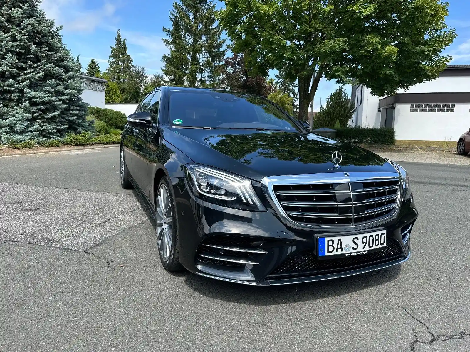 Mercedes-Benz S 560