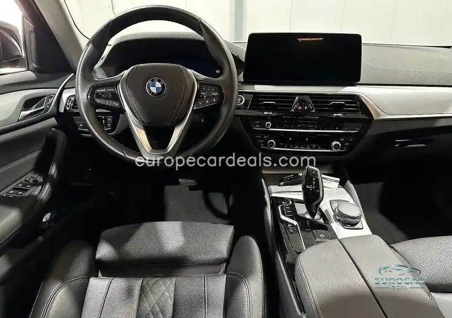 BMW 530