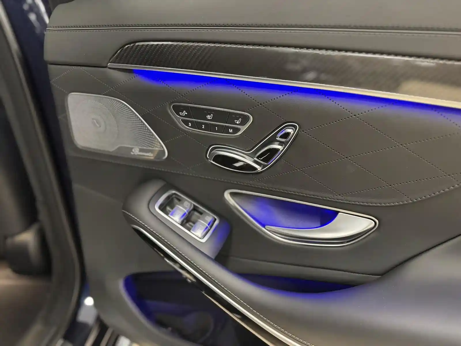 Mercedes-Benz S 560
