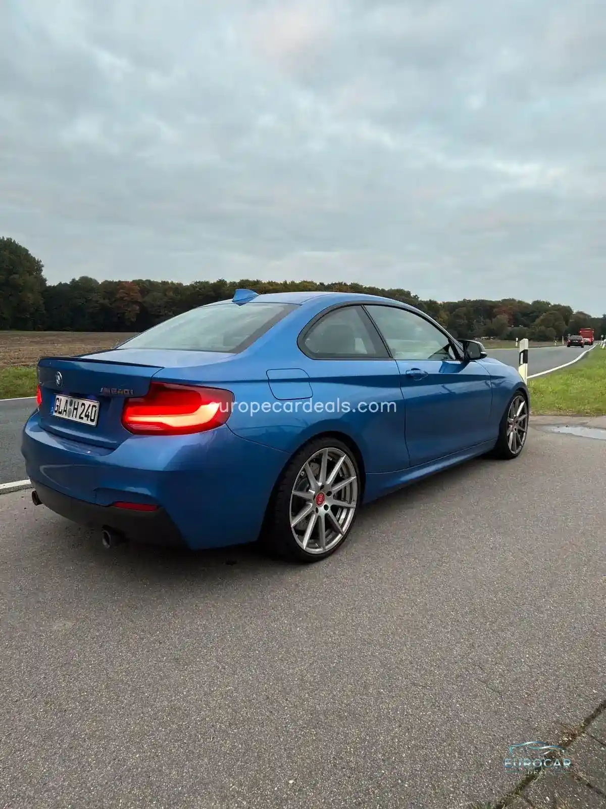 BMW M240i