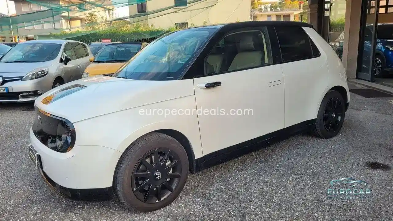 Honda e