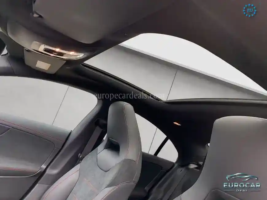 Mercedes-Benz CLA 180