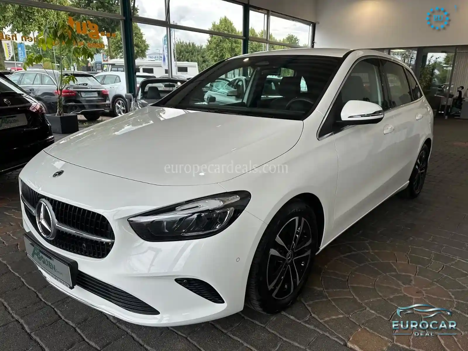 Mercedes-Benz B 180