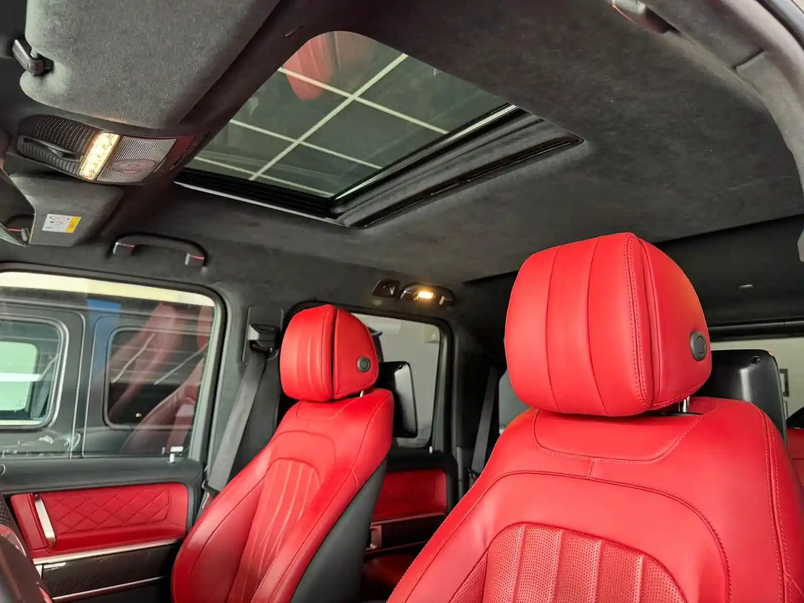 Mercedes-Benz G 500