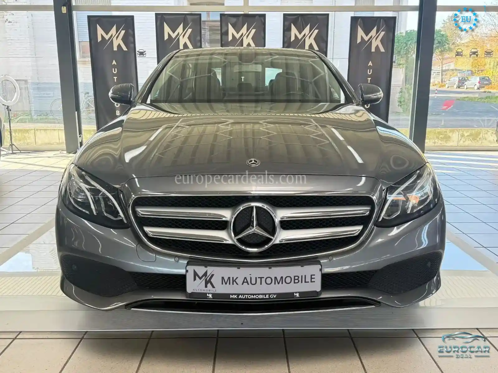 Mercedes-Benz E 200