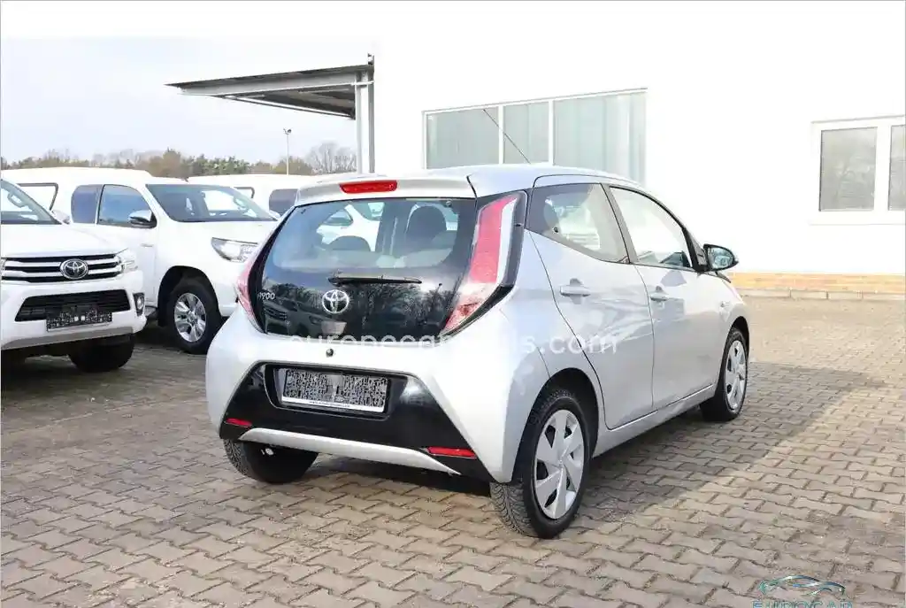 Toyota Aygo (X)