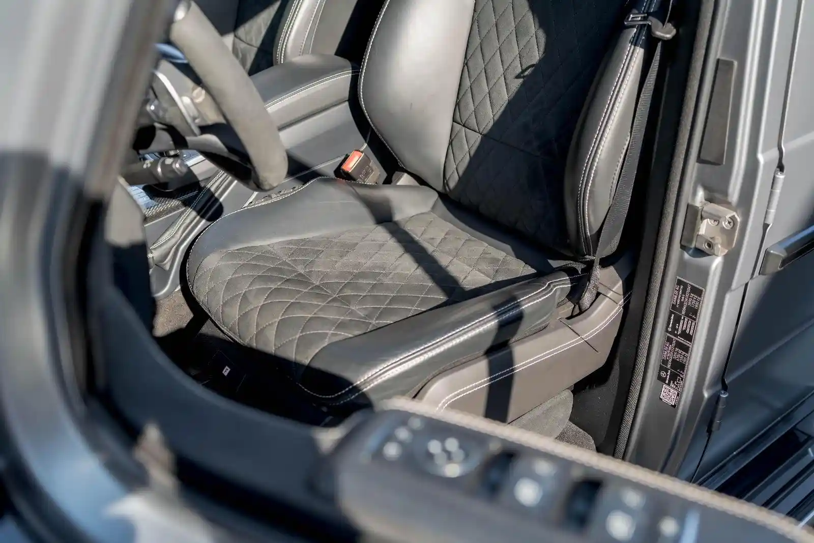 Mercedes-Benz G 500