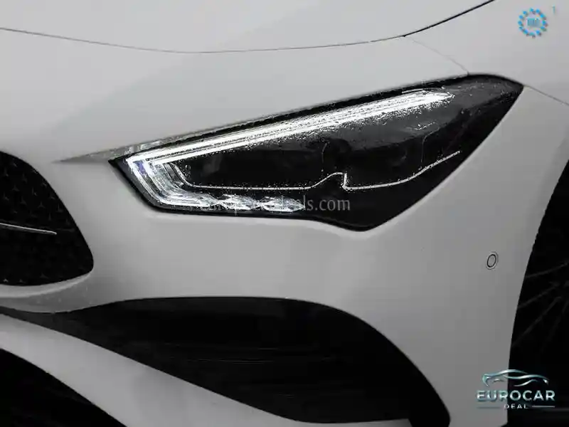Mercedes-Benz CLA 220
