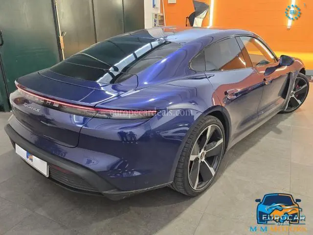 Porsche Taycan