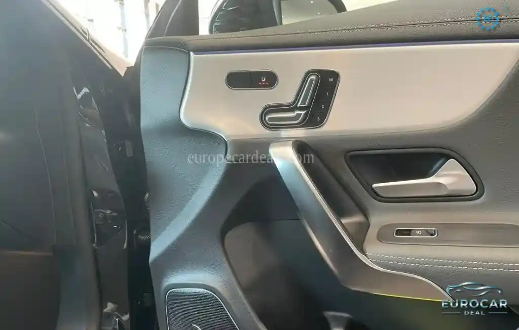 Mercedes-Benz CLA 220