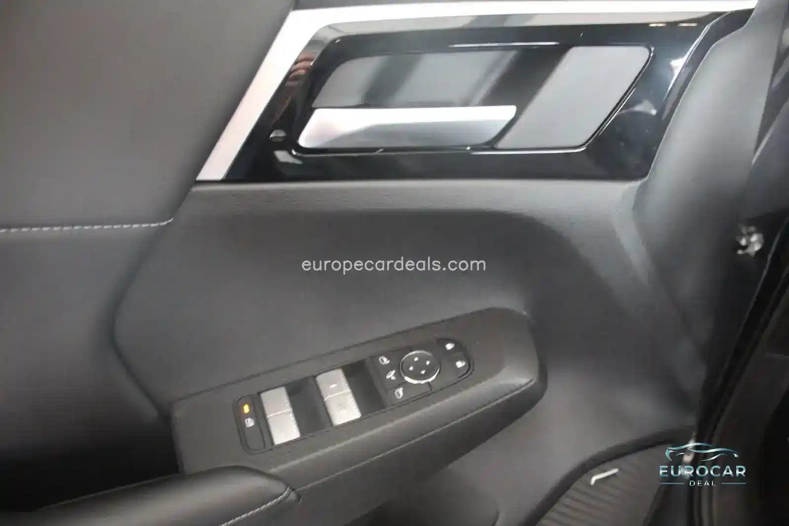 Mitsubishi Plug-in Hybrid Outlander