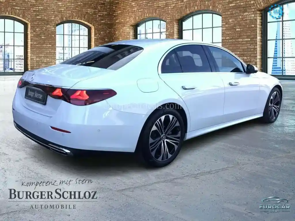Mercedes-Benz E 200