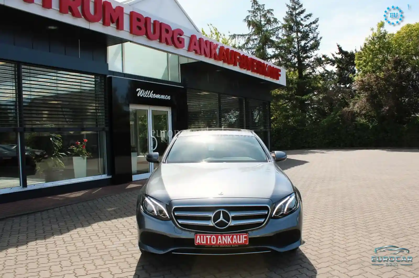 Mercedes-Benz E 200