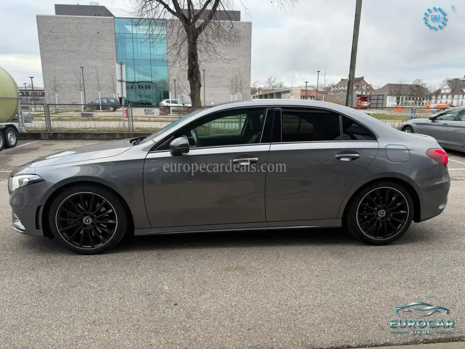 Mercedes-Benz A 220