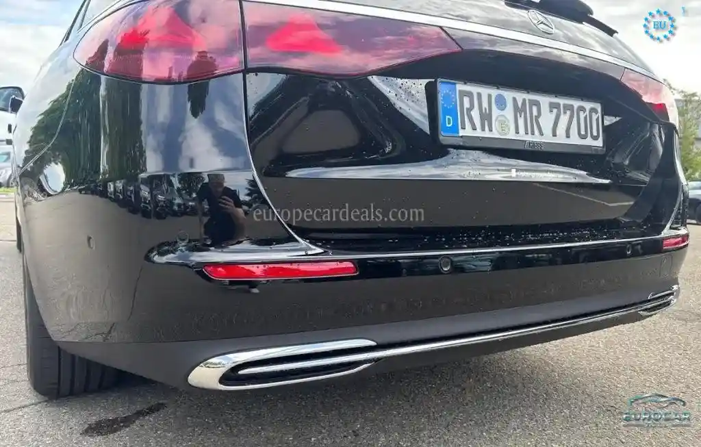 Mercedes-Benz E 200