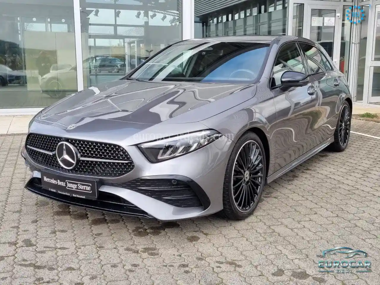 Mercedes-Benz A 220