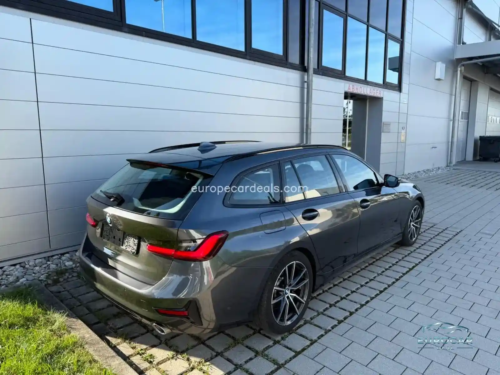 BMW 330