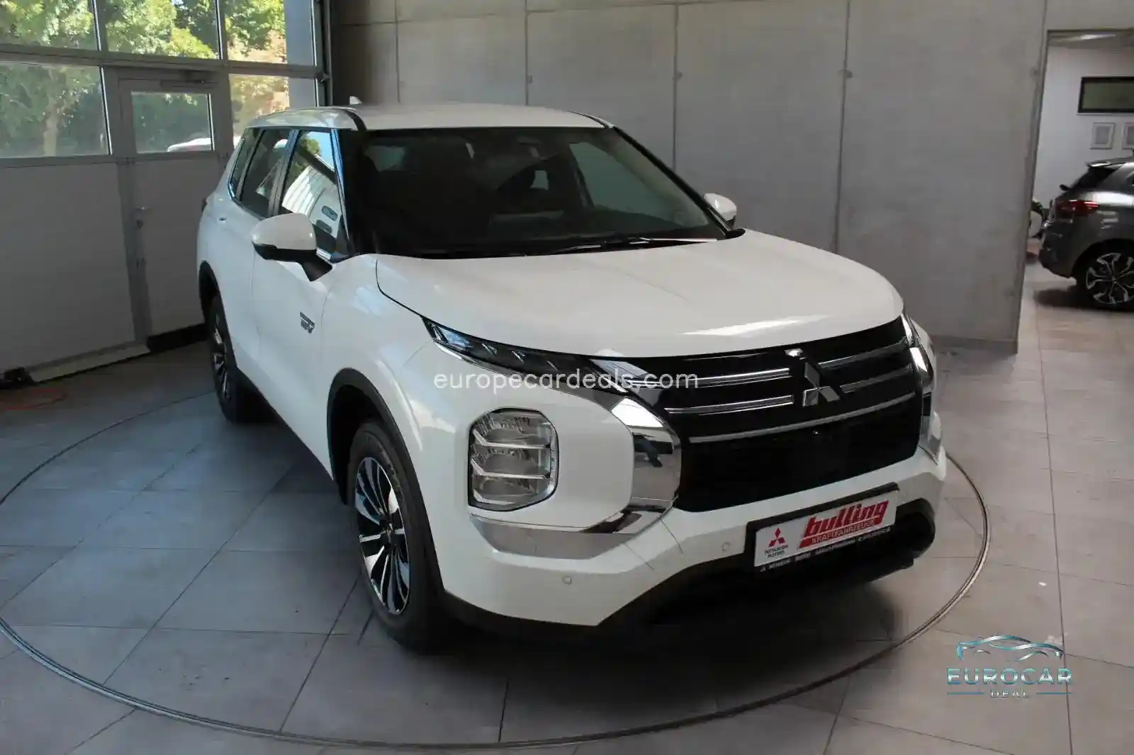 Mitsubishi Plug-in Hybrid Outlander