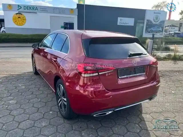 Mercedes-Benz A 180