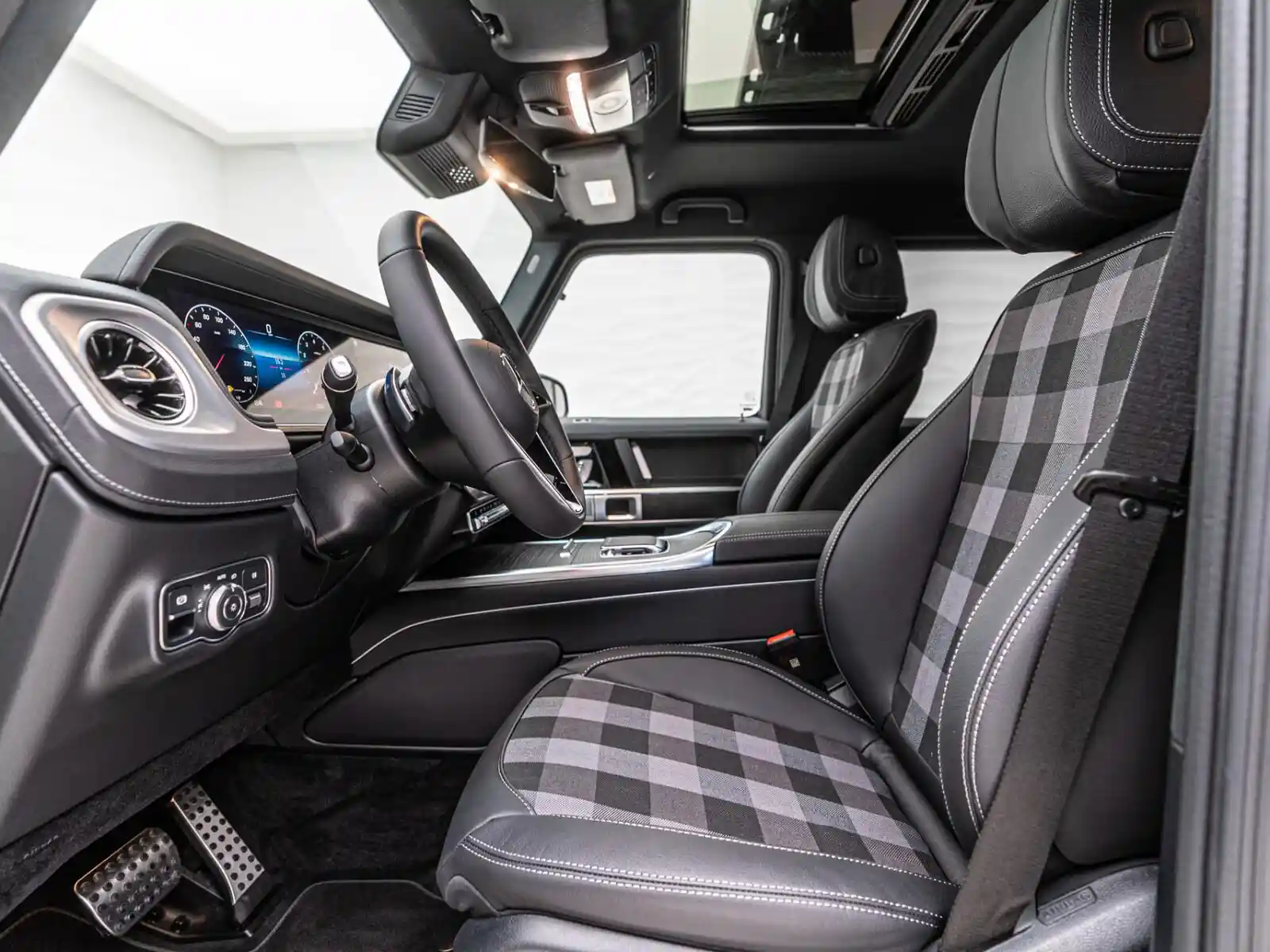 Mercedes-Benz G 500