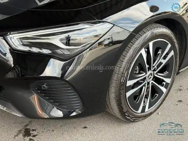 Mercedes-Benz CLA 180