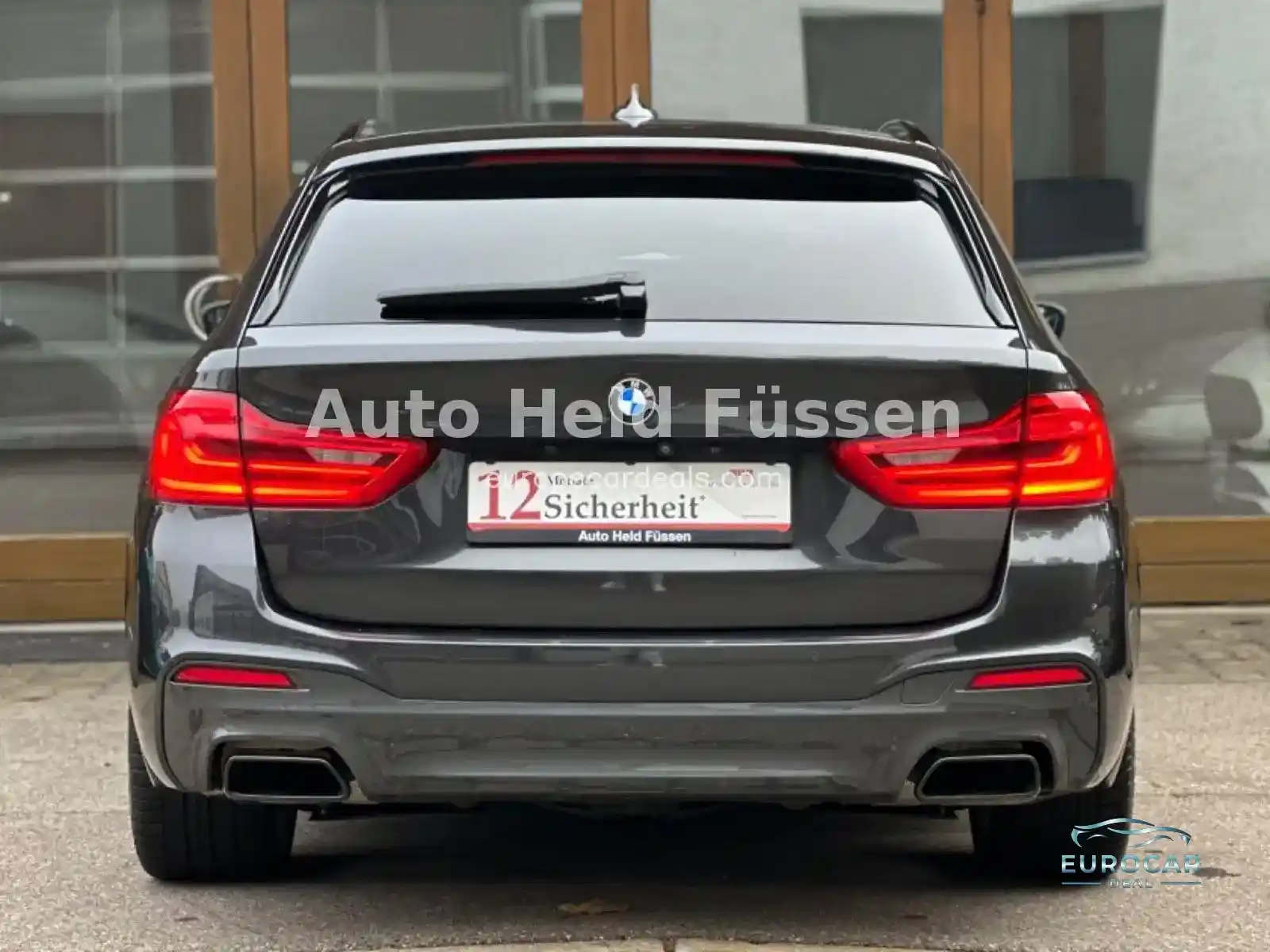 BMW M550