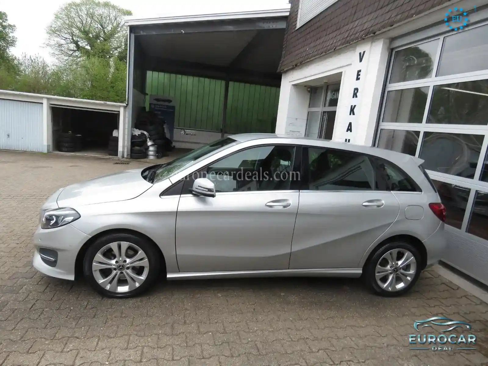 Mercedes-Benz B 200