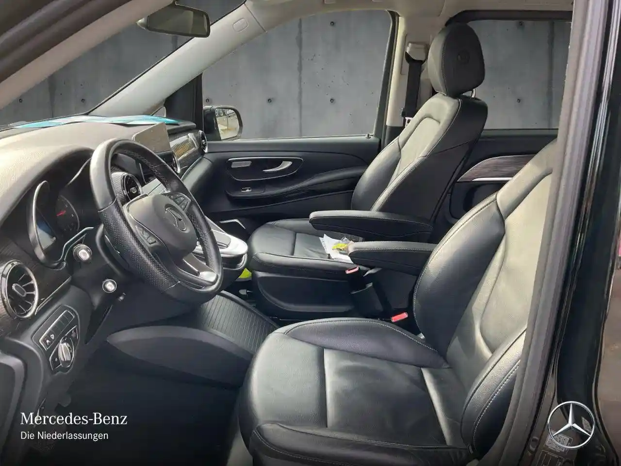 Mercedes-Benz V 250
