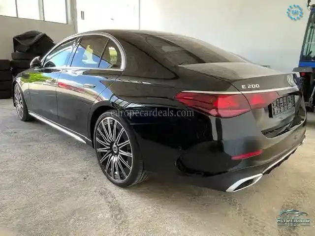 Mercedes-Benz E 200