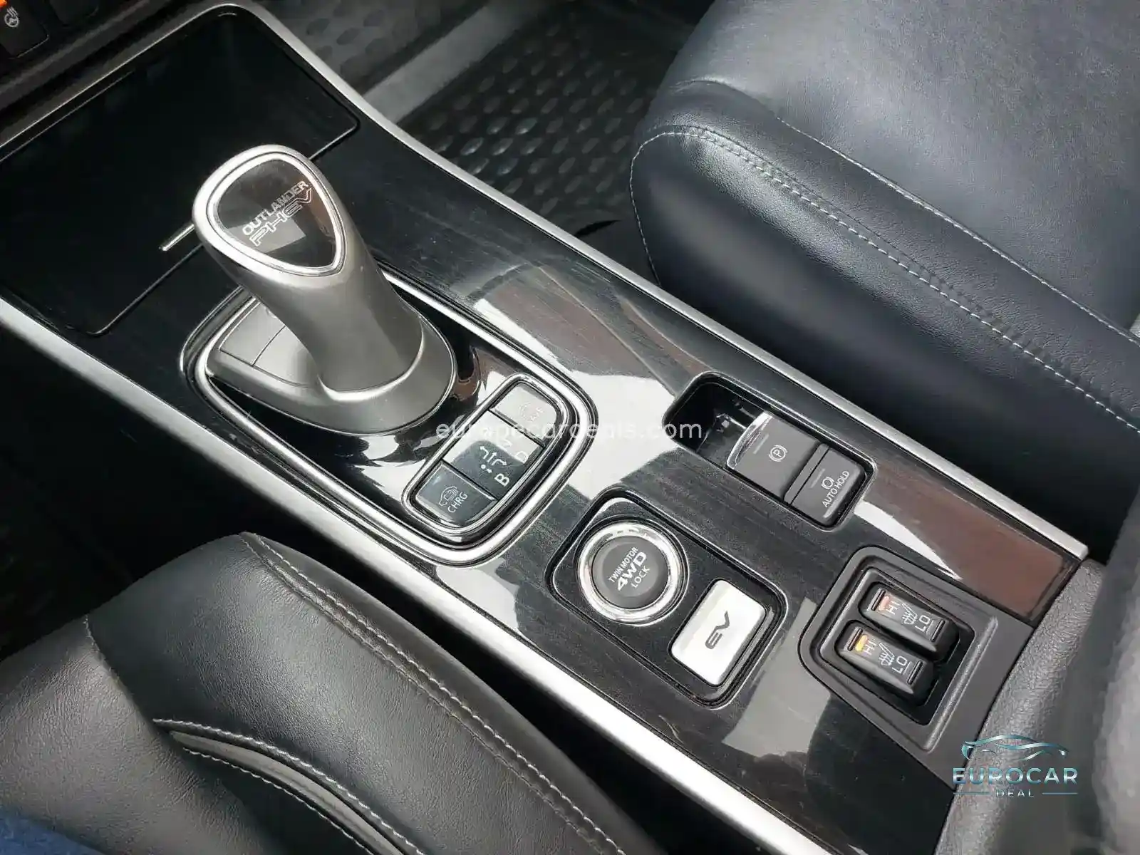 Mitsubishi Plug-in Hybrid Outlander