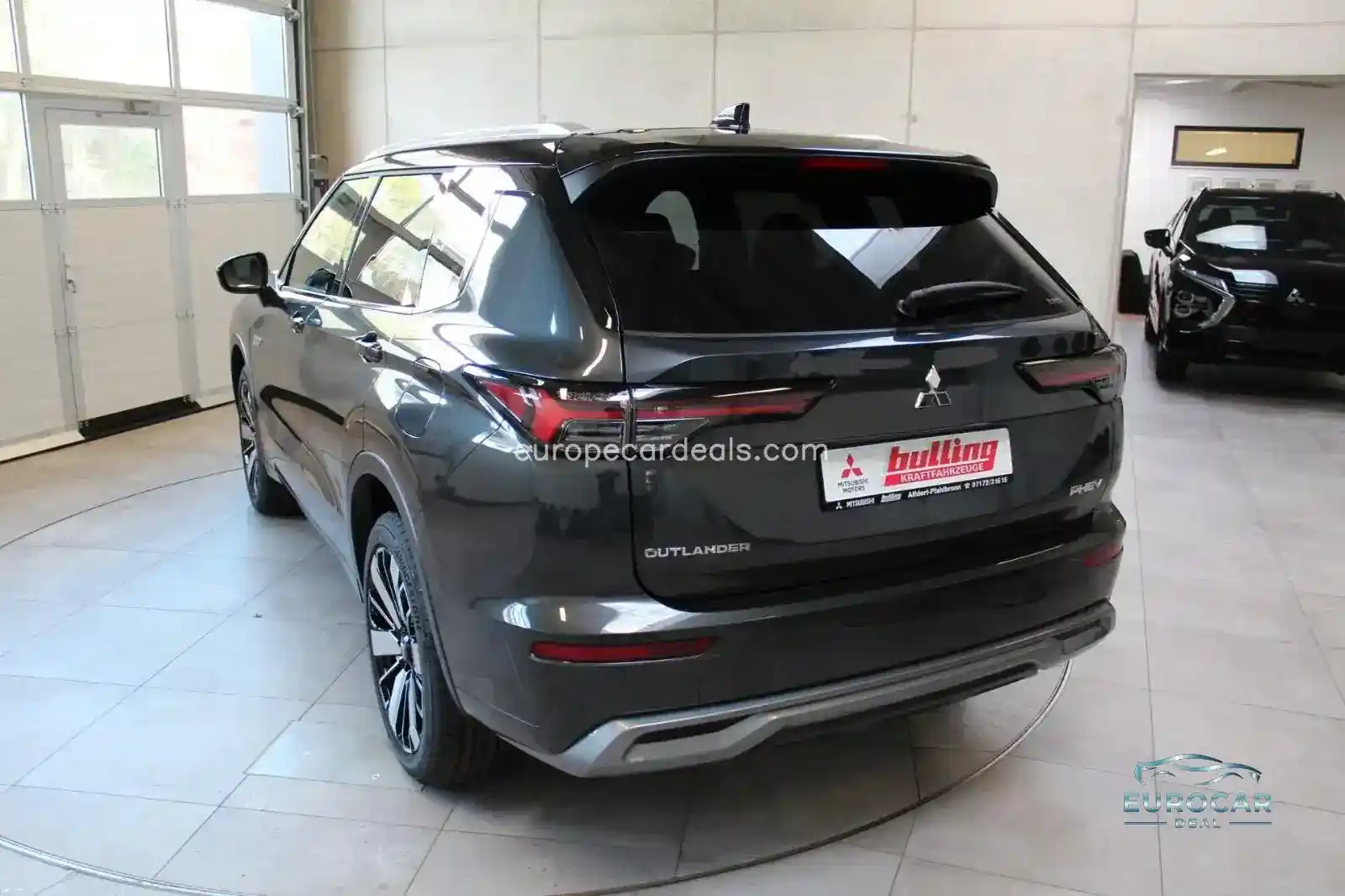 Mitsubishi Plug-in Hybrid Outlander